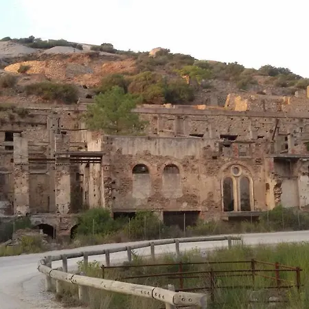 Bed & Breakfast S'apposentu 2*