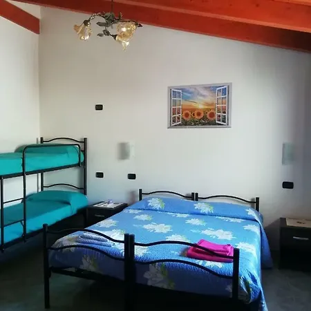 S'apposentu Couette-café 3*