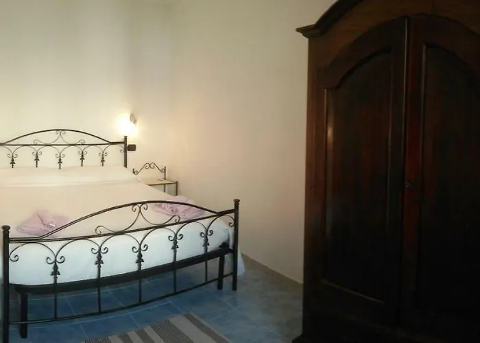 Oda ve Kahvaltı S'apposentu 3*